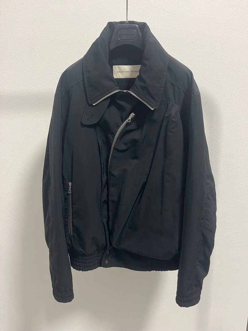 A*a様 Dries Van Noten パテッドジャケット Dries Van Notenのブラウン 中綿 ジャケットがセール中