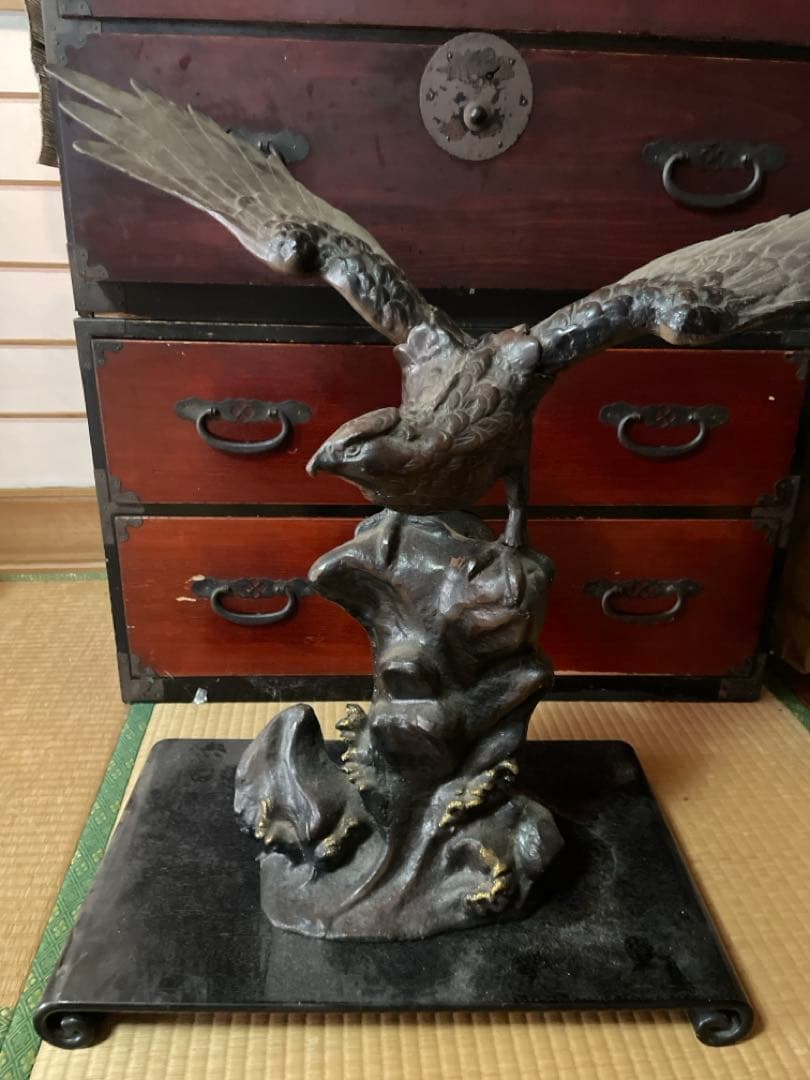 金属工芸　鷹？鷲？置物