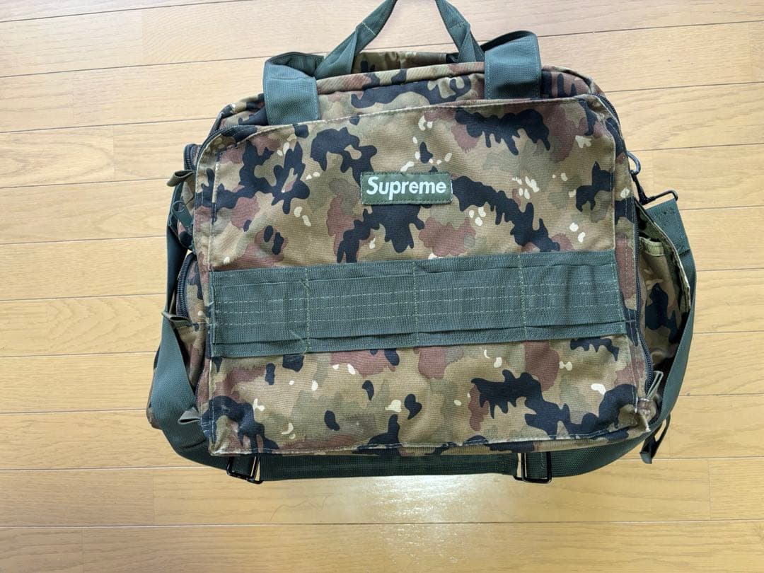 希少 Supreme 迷彩 大型バッグ オールド ※難あり Supreme（シュプリーム）中古・古着オンライン通販 | Kindal