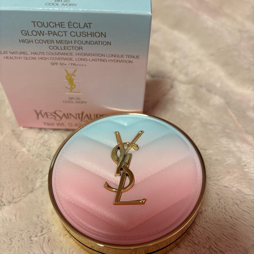 イヴサンローランTouche Éclat Glow-Pact Cushion ラディアントタッチグロウパクト(イヴ・サンローラン)の通販・口コミ