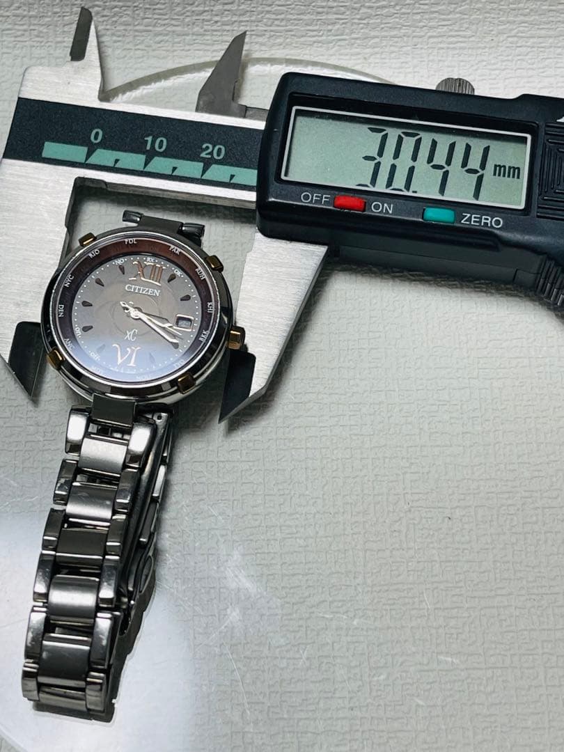 クロッシー xC ティタニアライン ブラウン電波ソーラー H240 稼働品