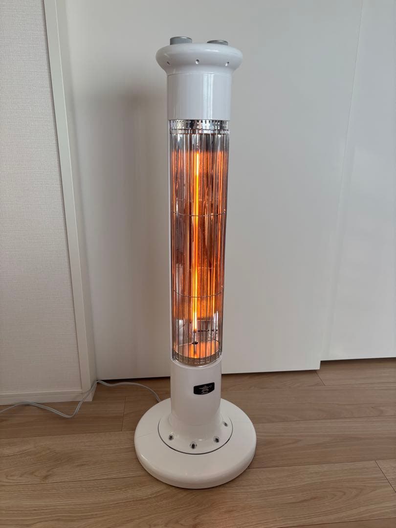 アラジン 遠赤外線グラファイトヒーター CAH-1G9D 楽天市場】アラジン 遠赤グラファイトヒーター 1灯管 CAH-1G9D 暖房機