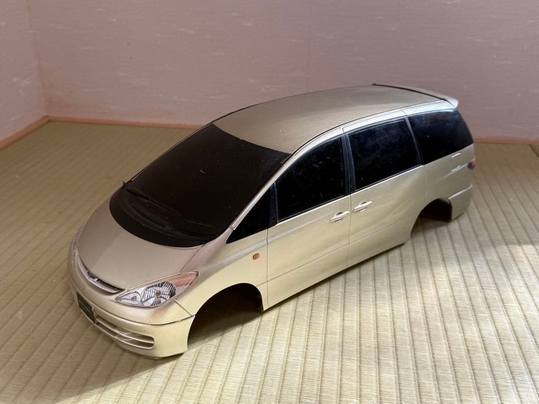 エスティマ ボディ (カラーサンプル)