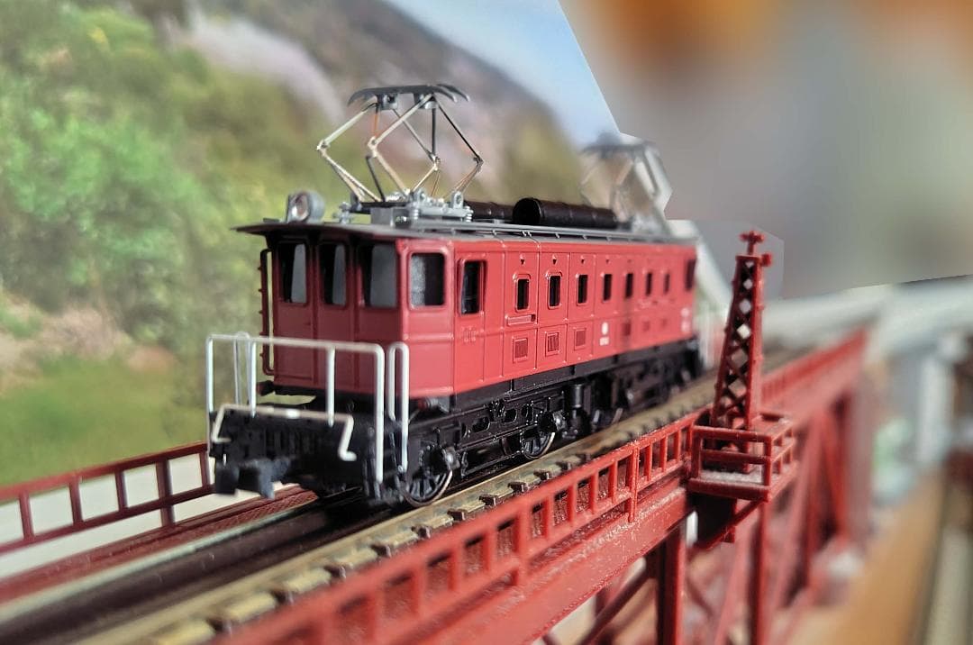 ワールド工芸 西武鉄道 E52 電気機関車 塗装済完成品 ヨドバシ.com - ワールド工芸 Nゲージ 西武鉄道 E11 電気機関車 塗装済