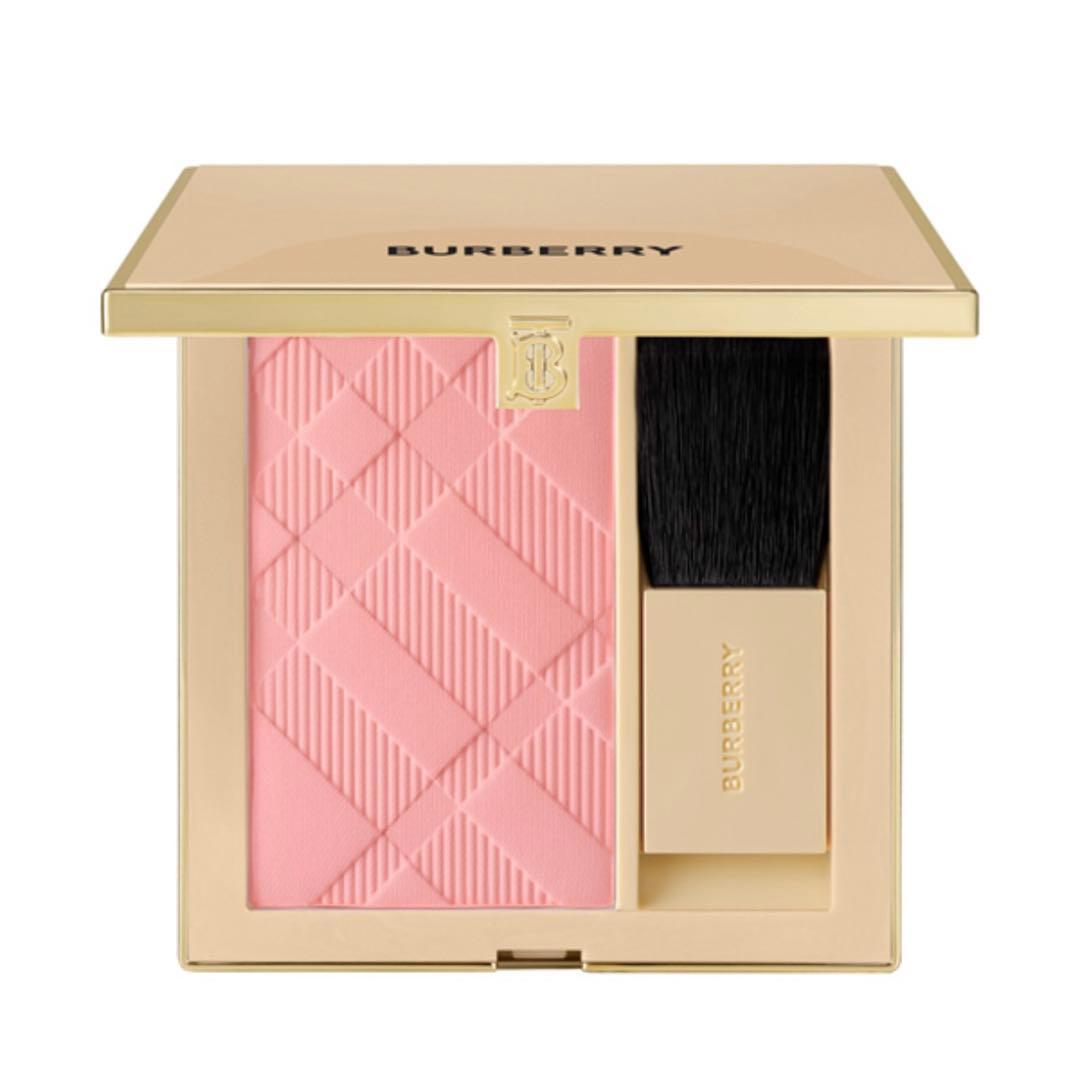 バーバリー　アウトドアブラッシュ 20 チーク　ピンクヘザー BURBERRY アウトドア ブラッシュ 20 PINK HEATHER - メルカリ