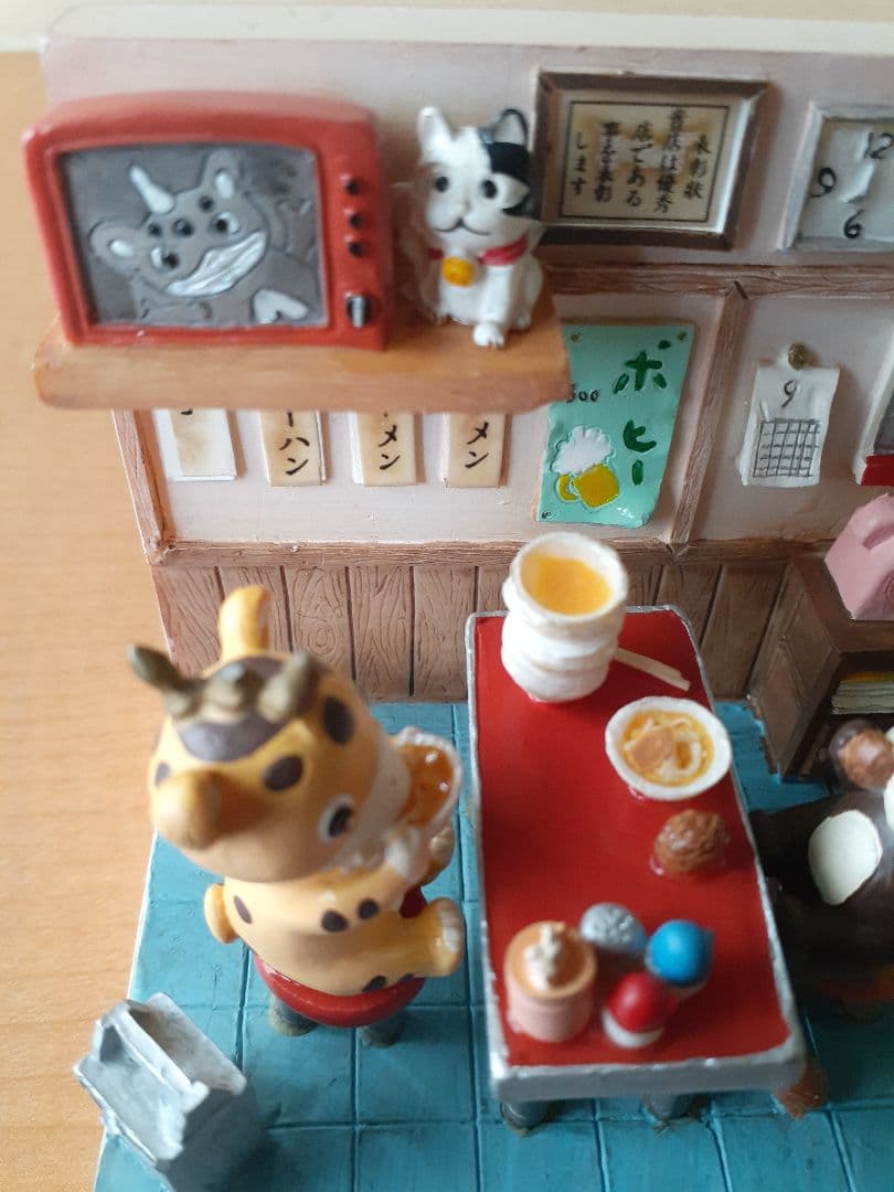 快獣ブースカ フィギュア 『ラーメン大好き！』 - メルカリ