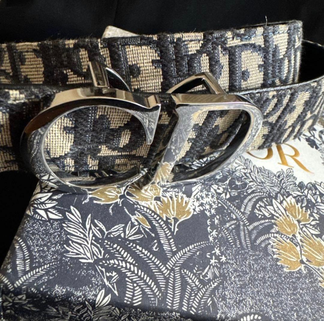 Christian Dior ロゴ入りレザーベルト