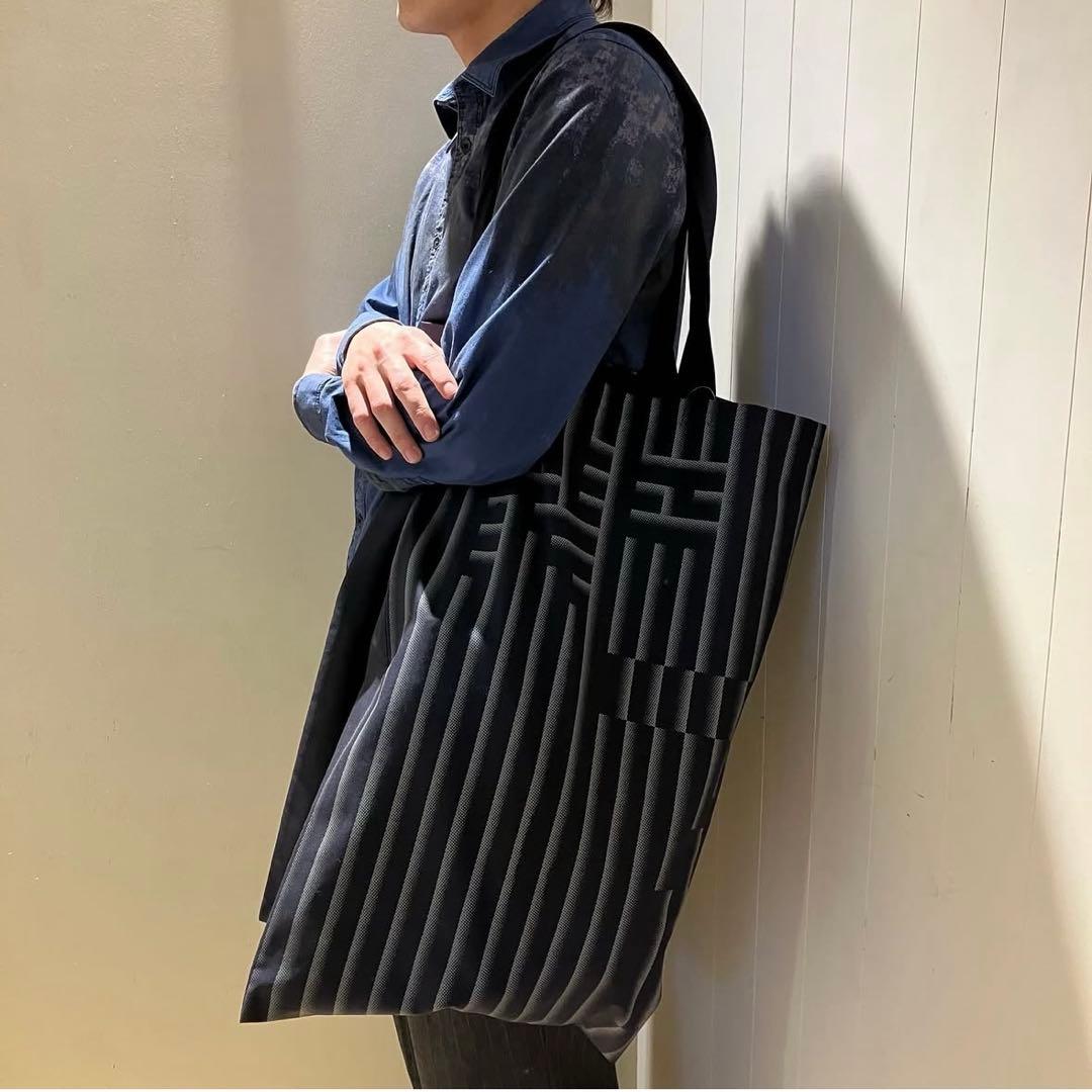 BLESS N° big tote bag PACKAGING SYSTEM