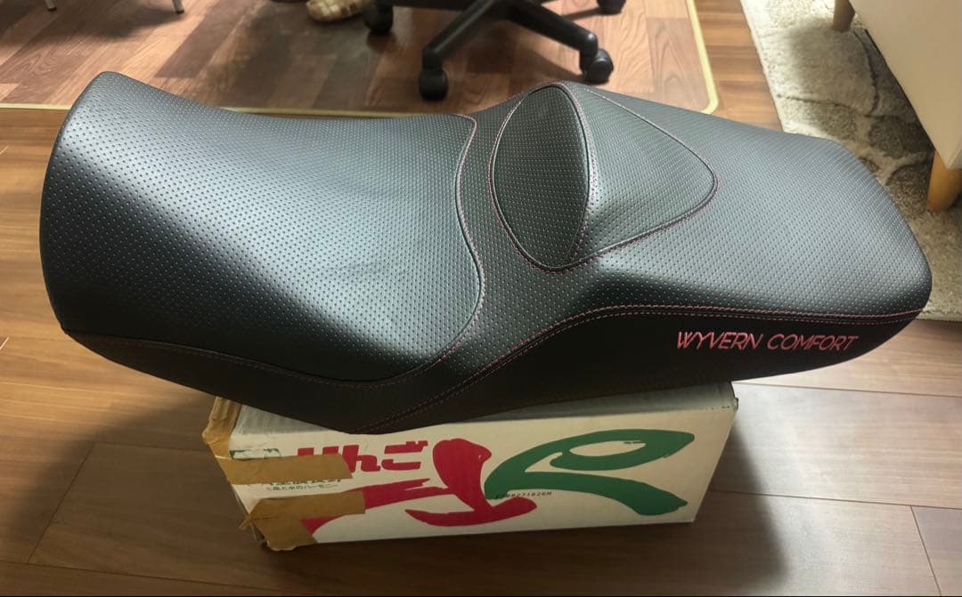 CB1300SF/SB ワイバーン シート COMFORT SEAT SC54