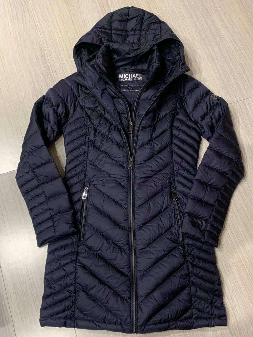 ぽ*ん様 ☆超美品☆MICHAEL KORS ダウンジャケット