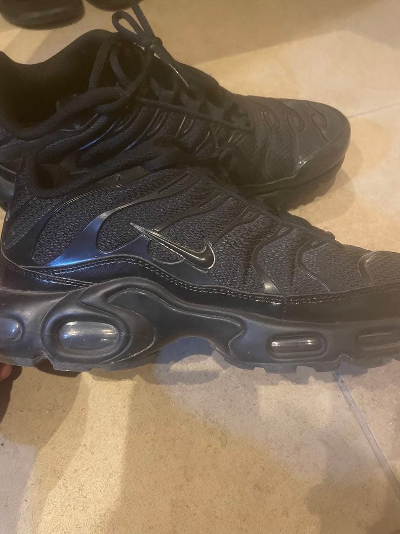 Nike Tn ブラック スニーカー s-l1200.jpg