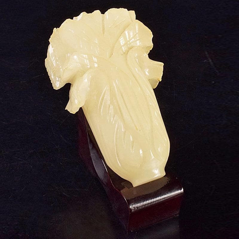 中国　玉石白玉彫刻　白菜　置物　唐木台付　C　R7586 国宝「翠玉白菜」が再び故宮南院へ - 台北駐日経済文化代表処 Taipei