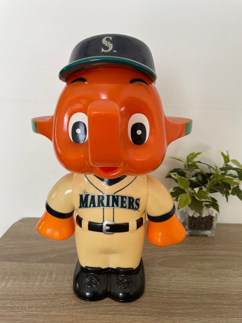 さとちゃん 貯金箱 巨大