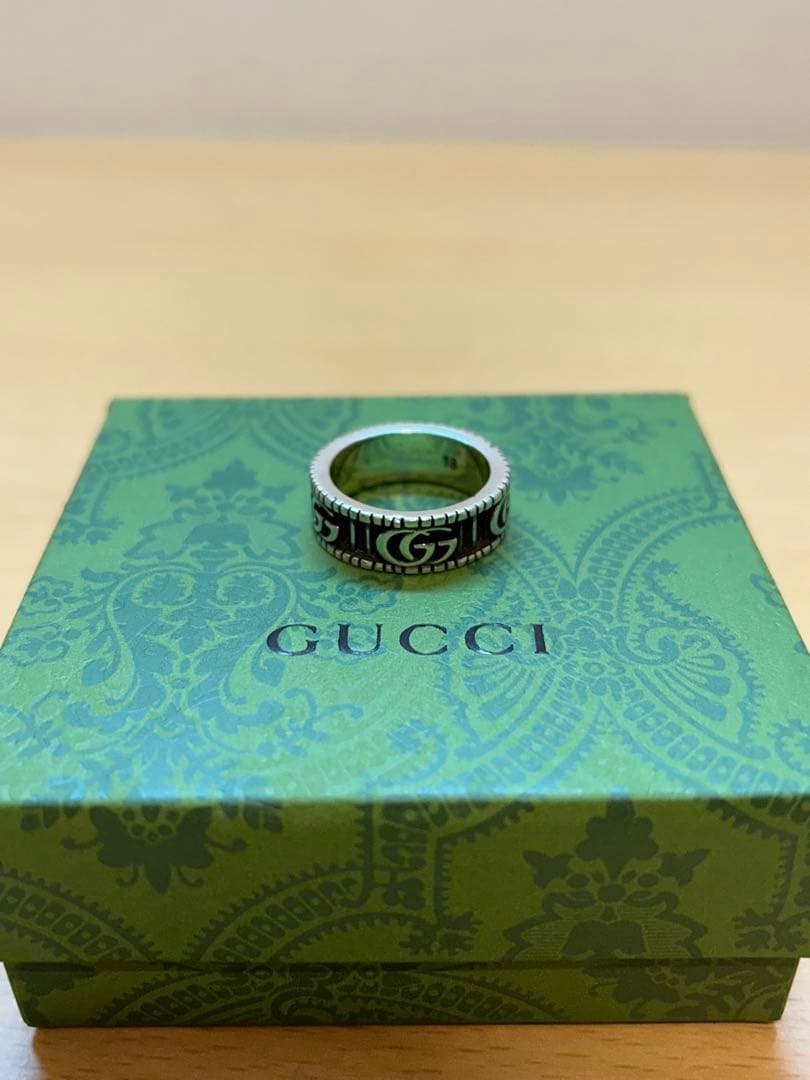 GUCCI ダブルGリング 18号