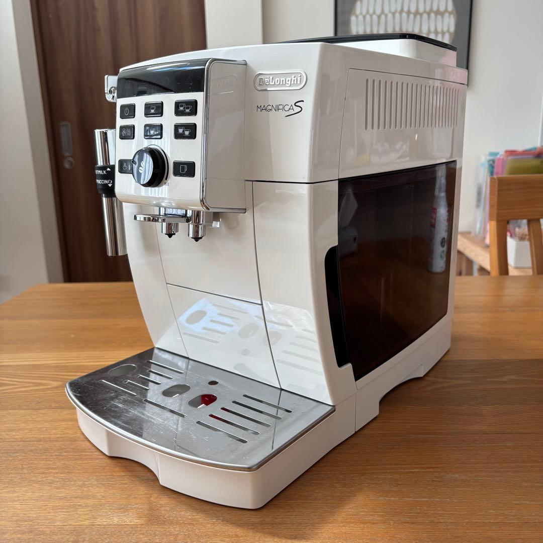 デロンギ マグニフィカS ホワイト