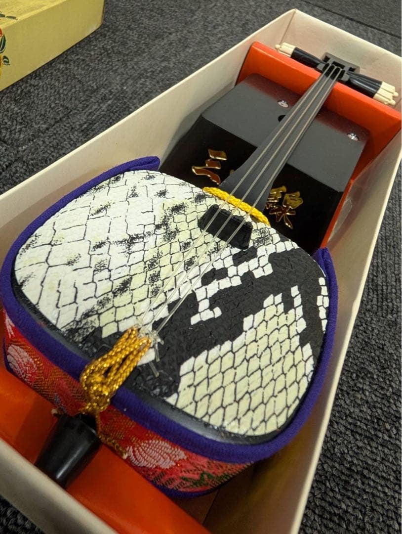 蛇皮模様 三味線本体 三味線 オルゴール 蛇皮線