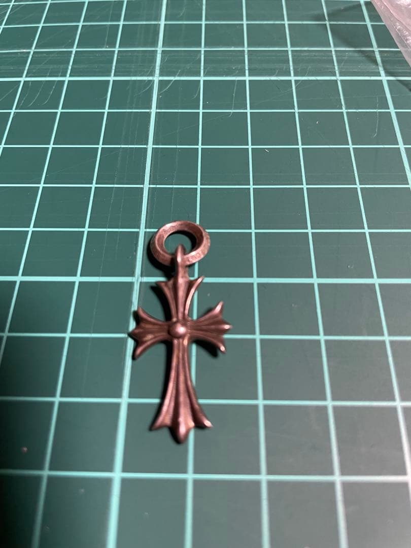 早い者勝ち】クロムハーツ/タイニーCHクロス/シルバー/1998年/ - メルカリ