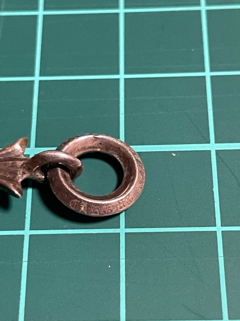 早い者勝ち】クロムハーツ/タイニーCHクロス/シルバー/1998年/ - メルカリ