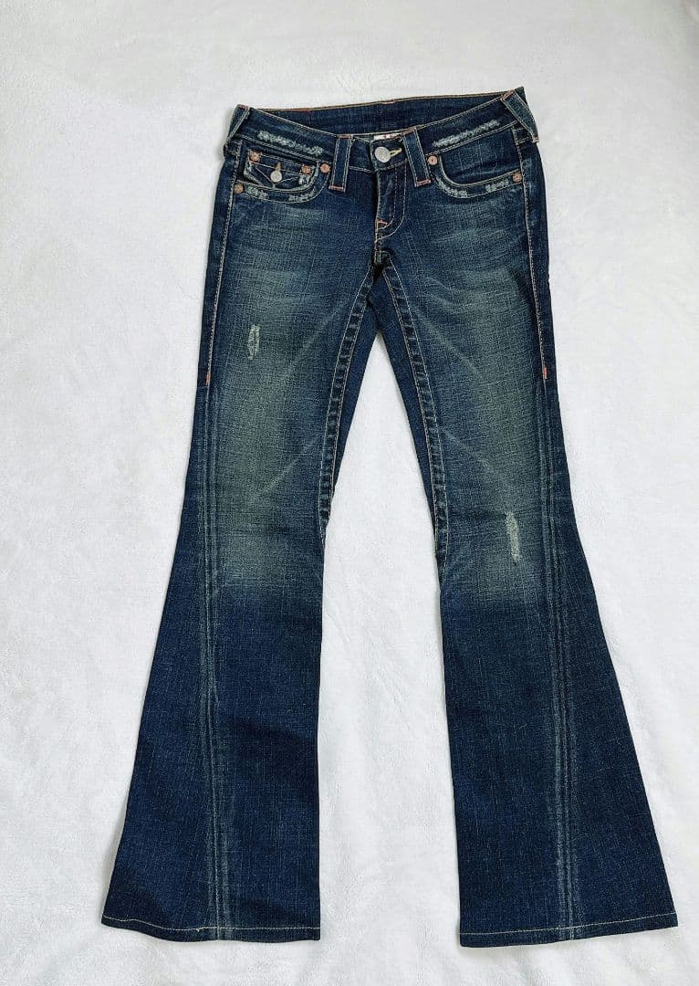 TRUE RELIGION　トゥルーレリジョン　デニム　ダメージ　ブーツカット