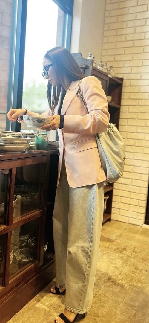 神崎恵さん愛用 Arpege story デニム カーブデニムパンツ - メルカリ