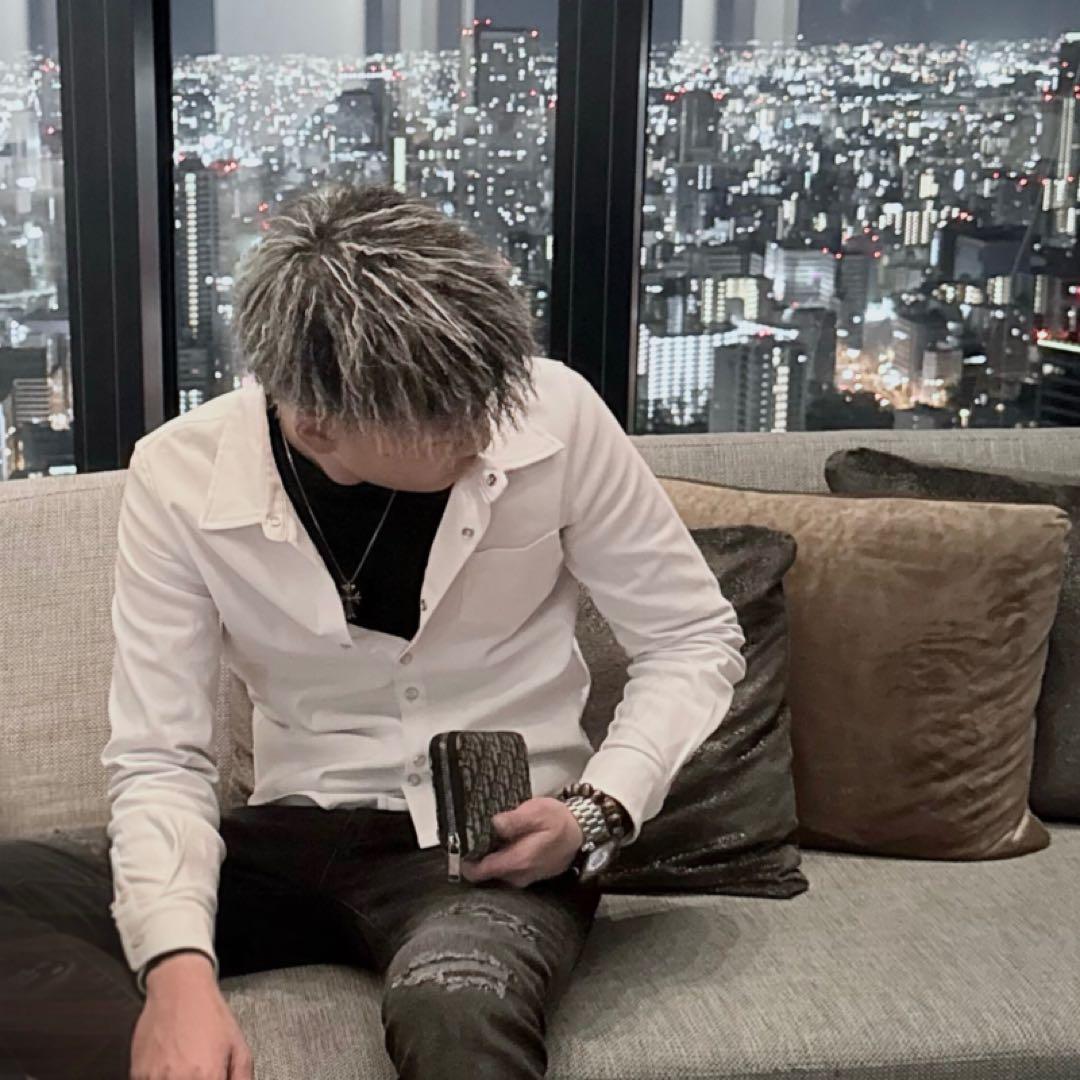 【最終値下げ‼️】iceking着用　アダムスジャグラー 白シャツ