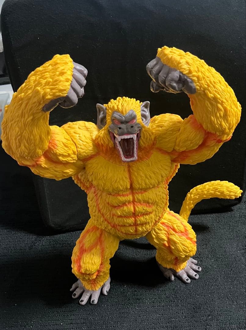 ドラゴンボール 黄金大猿フィギュア - メルカリ