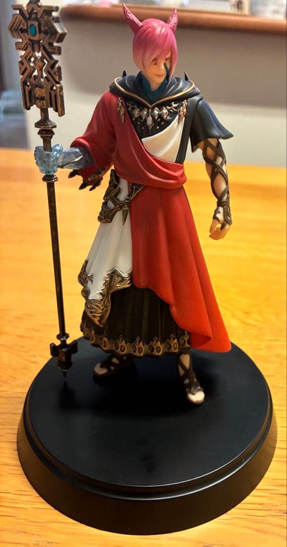 ファイナルファンタジーXIV フィギュア ＜水晶公＞ - メルカリ