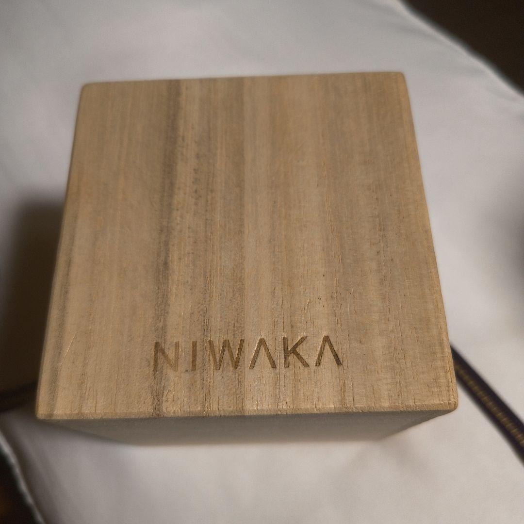 NIWAKA ホワイトスクエアボックス初桜9号シルバー