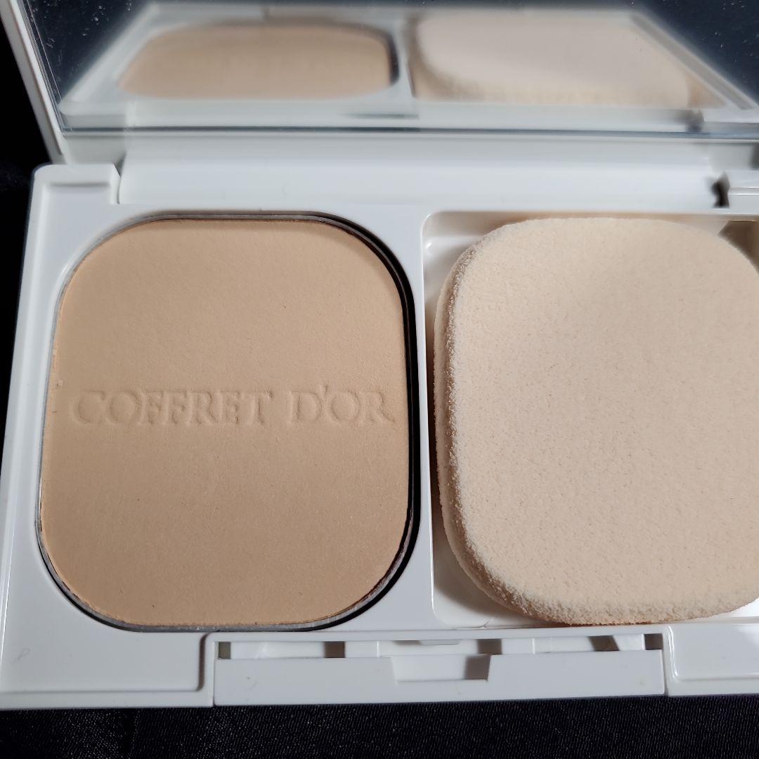 コフレドール パウダーファンデーション オークルC - メルカリ