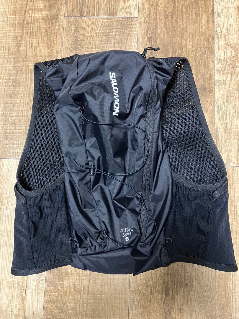 【新品　試着のみ】SALOMON ACTIVE SKIN 8 ブラック Sサイズ SALOMON】ACTIVE SKIN 8 Black/Metal | One on One