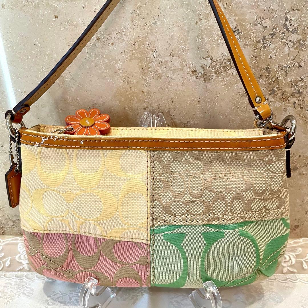 Coach Signature Patchwork Mini Bag☆未使用品☆ Coach Signature Patchwork Mini Bag☆未使用品☆ - メルカリ