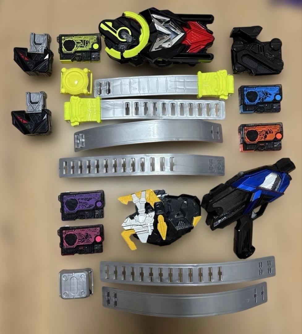 仮面ライダーゼロワン　ゼロワンドライバー　ショットライザー　フォースライザー