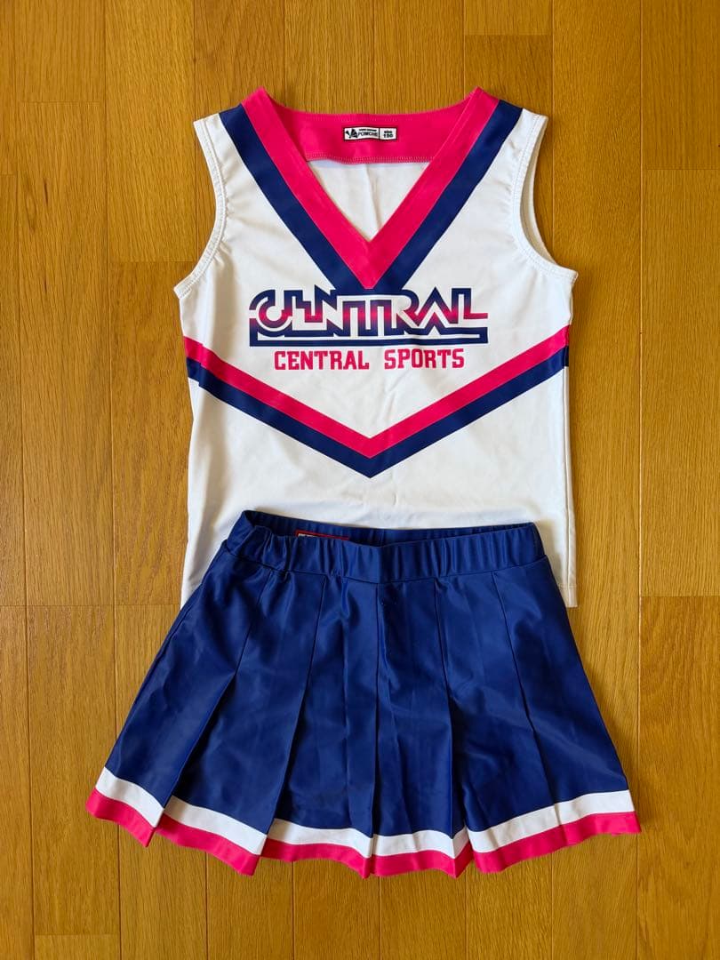 セントラルスポーツ　チアダンス　ユニフォーム
