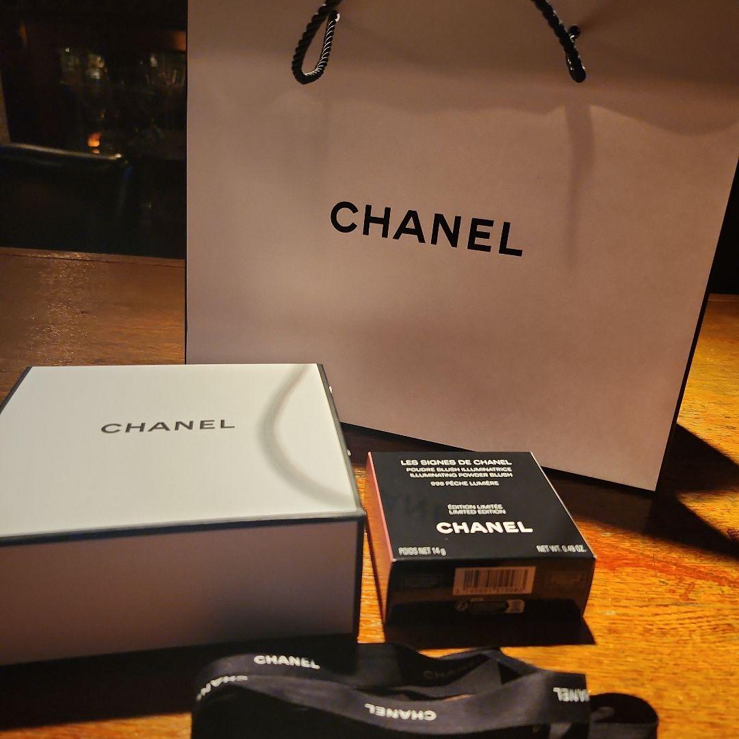 CHANEL レ　シーニュ　ドゥ　シャネル　998 　ペッシュ　ルミエール