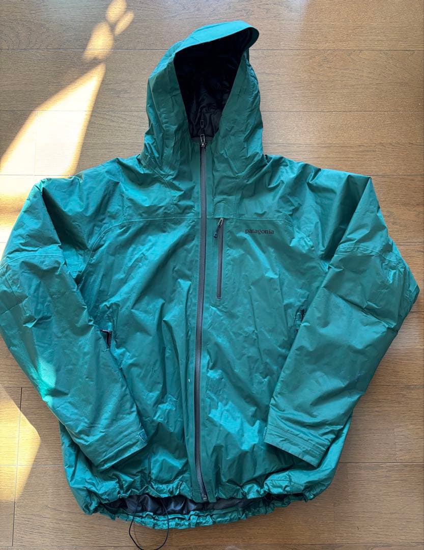 Patagonia マウンテンパーカー