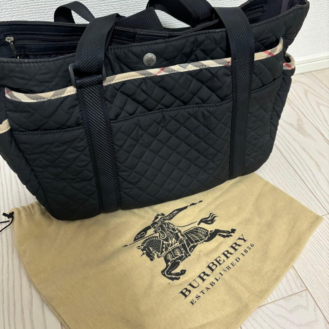 Burberry ブラック マザーズバッグ