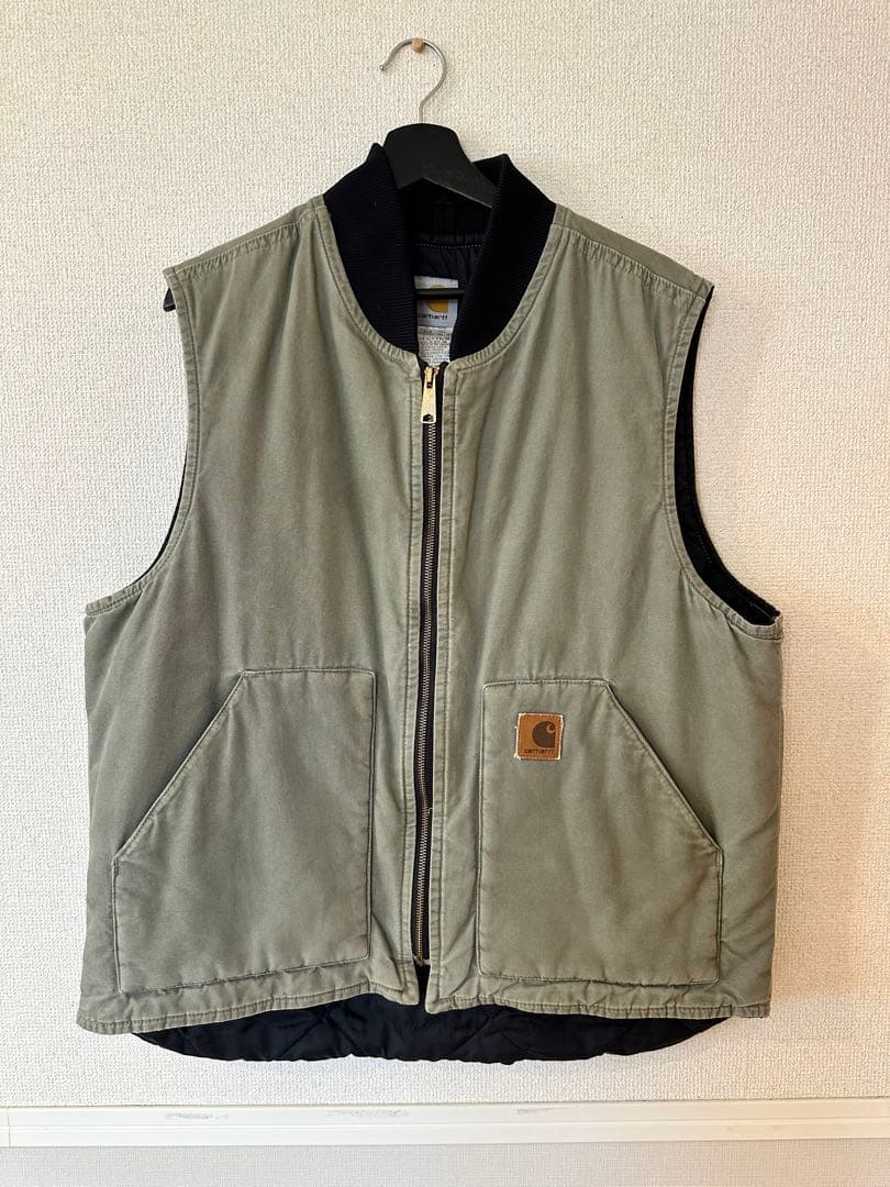 carhartt オリーブ ジップアップベスト