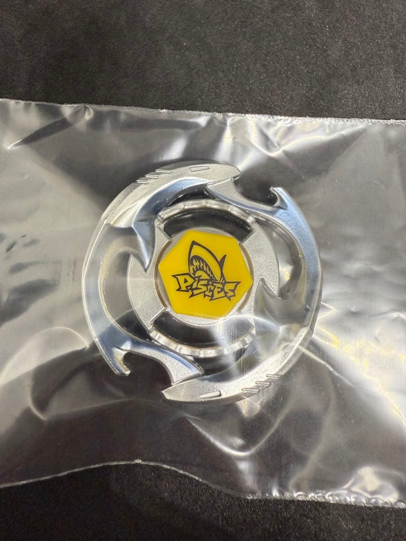 ⭐︎希少品⭐︎ メタルファイトベイブレード　レジェンドパイシーズ メタルファイトベイブレード レジェンドパイシーズ レア - メルカリ