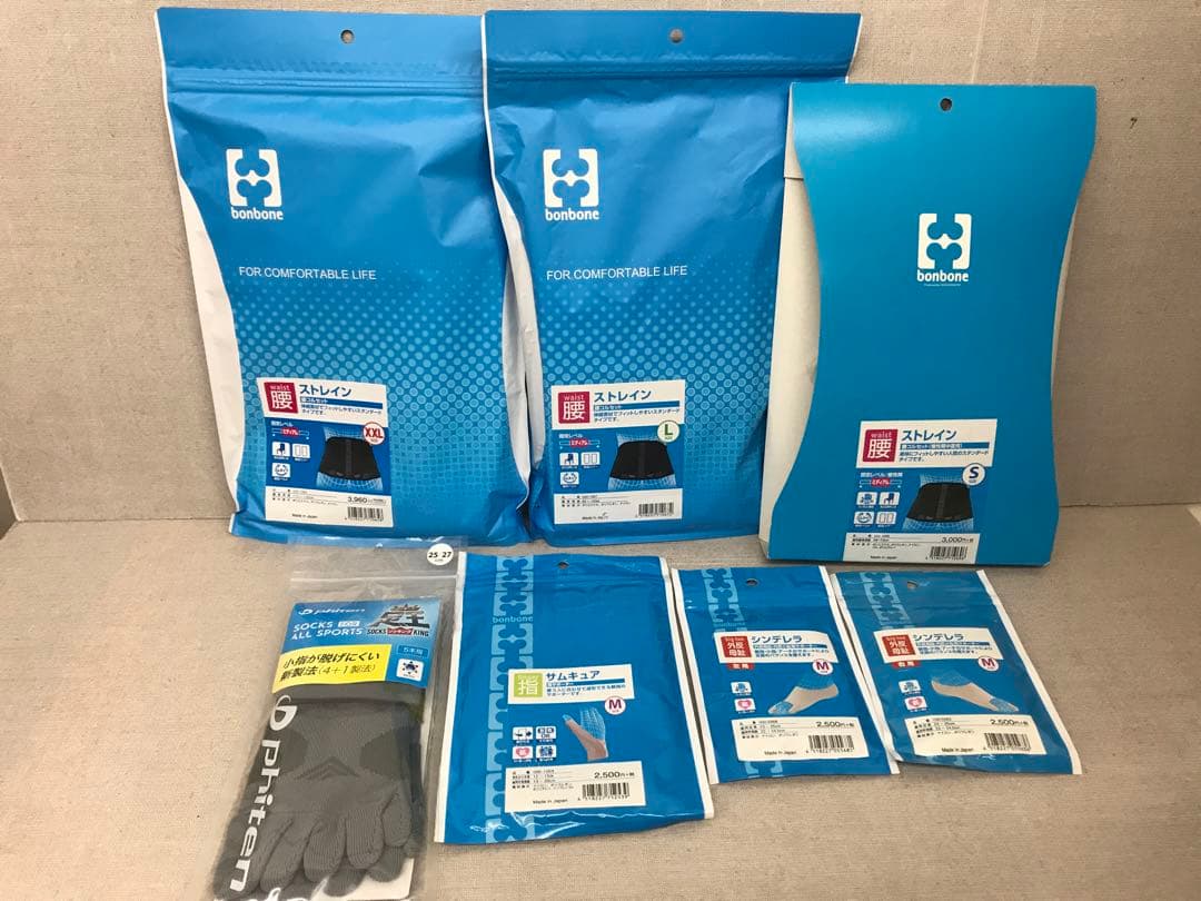 未使用品　腰コルセット、外反母趾・内反小趾用サポーター、指サポーター等7点セット