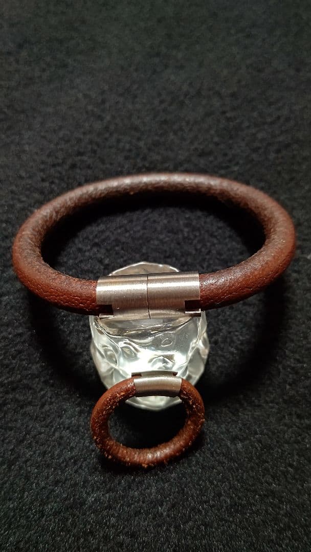 廃盤品 HERMES iota エルメス イオタ 革ブレスレット&革リング - メルカリ