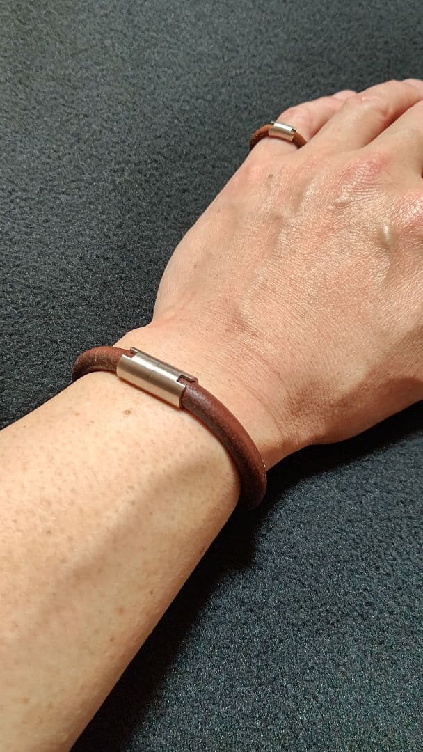 廃盤品 HERMES iota エルメス イオタ 革ブレスレット&革リング - メルカリ