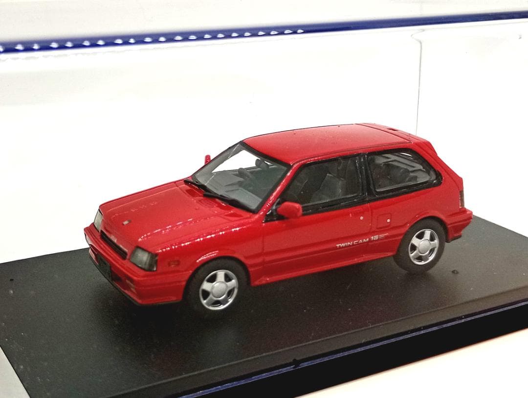 ハイストーリー 1/43 スズキ カルタス 1300 GT-i 1987 レッド ハイストーリー 1/43 スズキ カルタス 1300 GT-i 1987 サンジェルマン