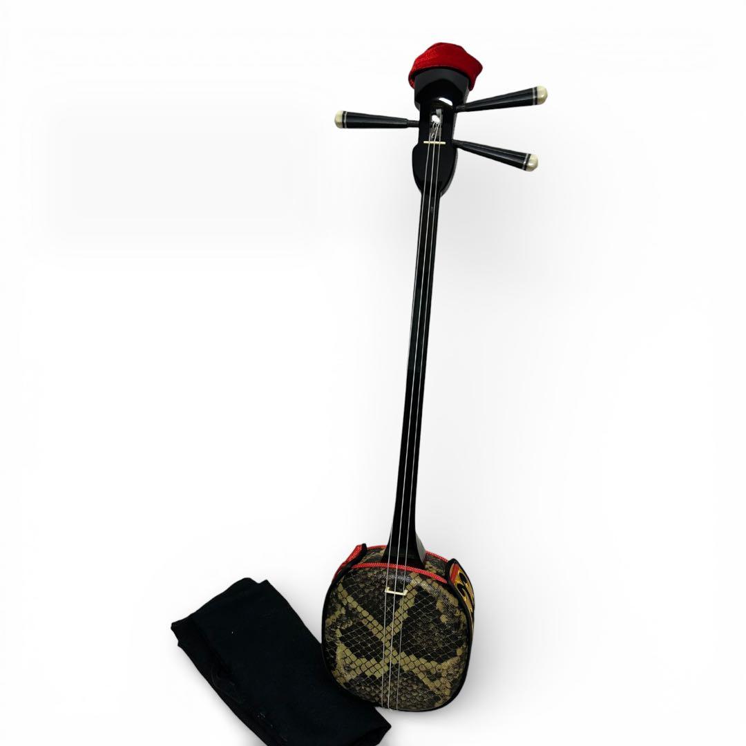 沖縄三味線 三線 蛇皮　人工皮　割れあり 修理ベース ケース付き