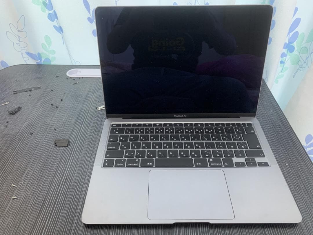 ジャンク MacBook Air A2179 2020 i5/8GB/256GB Apple MacBook Air Gold Core i5 8GB RAM 128GB SSD 2020 A2179
