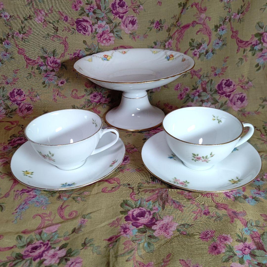 大倉陶園 小花散らし コンポートとカップ&ソーサーペア