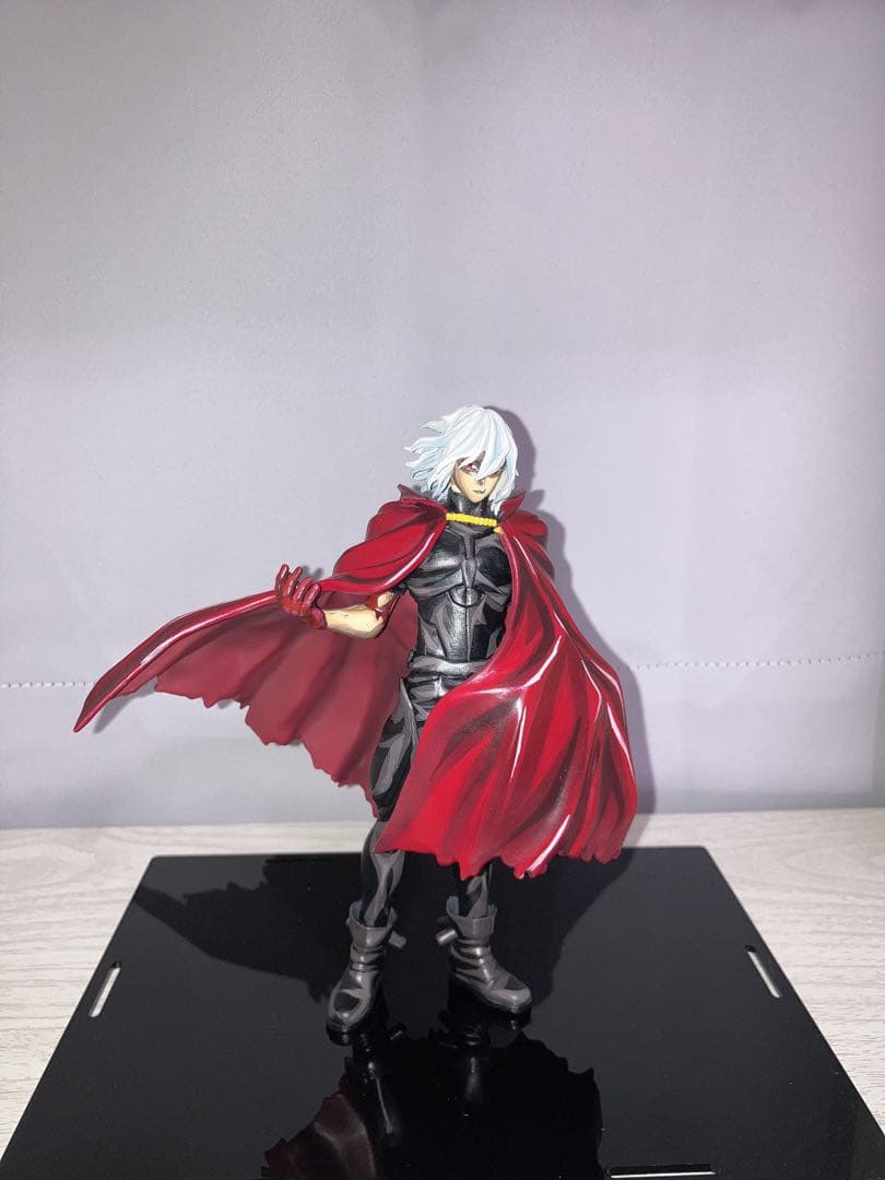 ヒロアカ一番くじ死闘 E賞 死柄木弔 フィギュア　ら　リペイント　マント着脱可能