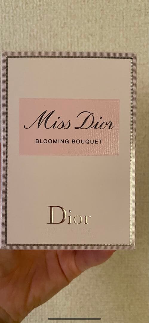 ミス ディオール ブルーミング ブーケ