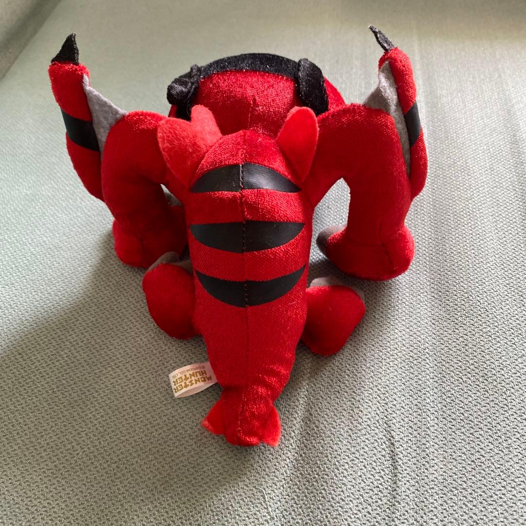 モンスターハンター ぬいぐるみ ティガレックス希少種 - メルカリ