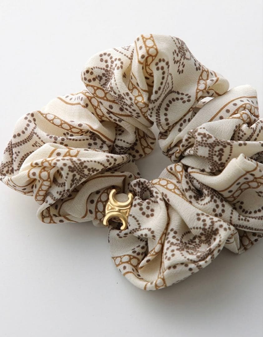 【新品未使用品】CELINEシュシュお値下げ不可