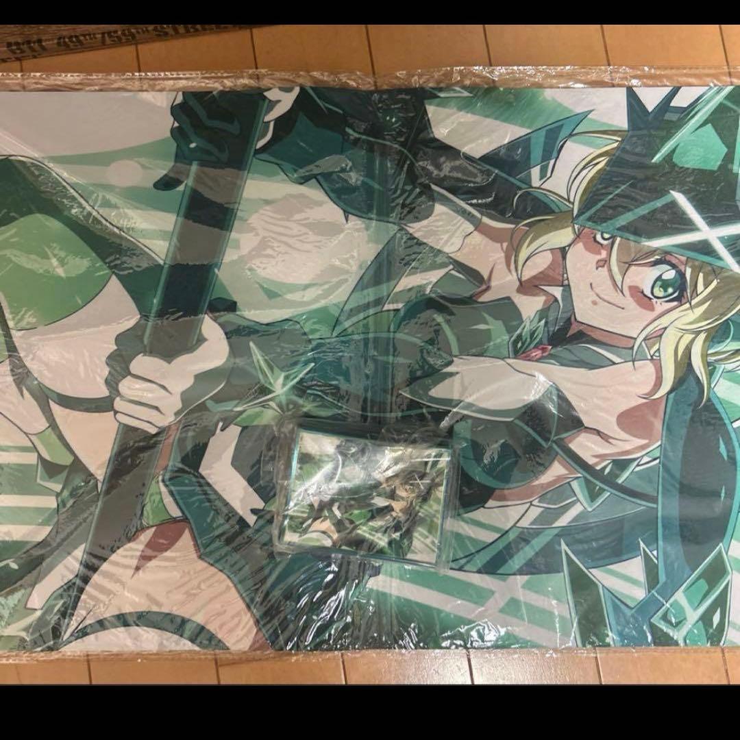 シンフォギア　暁切歌　スリーブ　プレイマット　セット　しゅんぞう